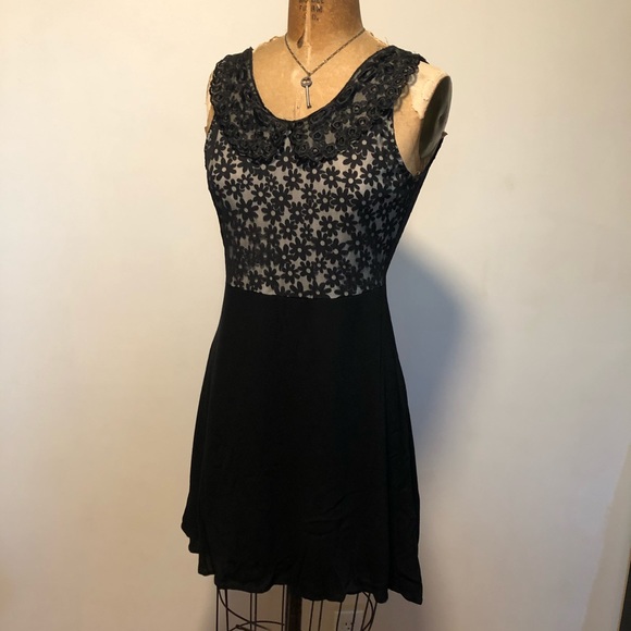 Solemio Dresses Daisy Lace Babydoll Dress With Peter Pan Collar